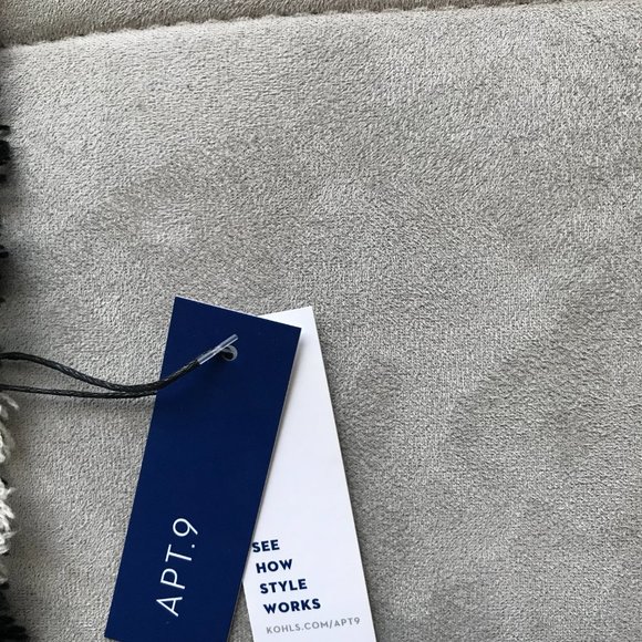 Blanket Scarf - Picture 4 of 7